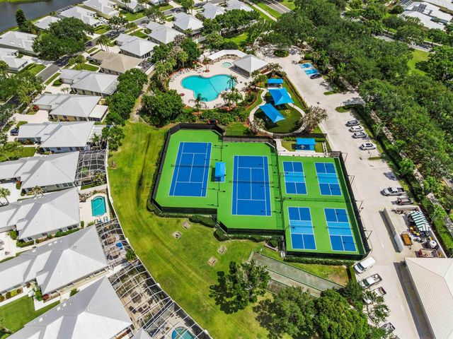 1772 SW Waterfall Boulevard, Palm City, FL 34990