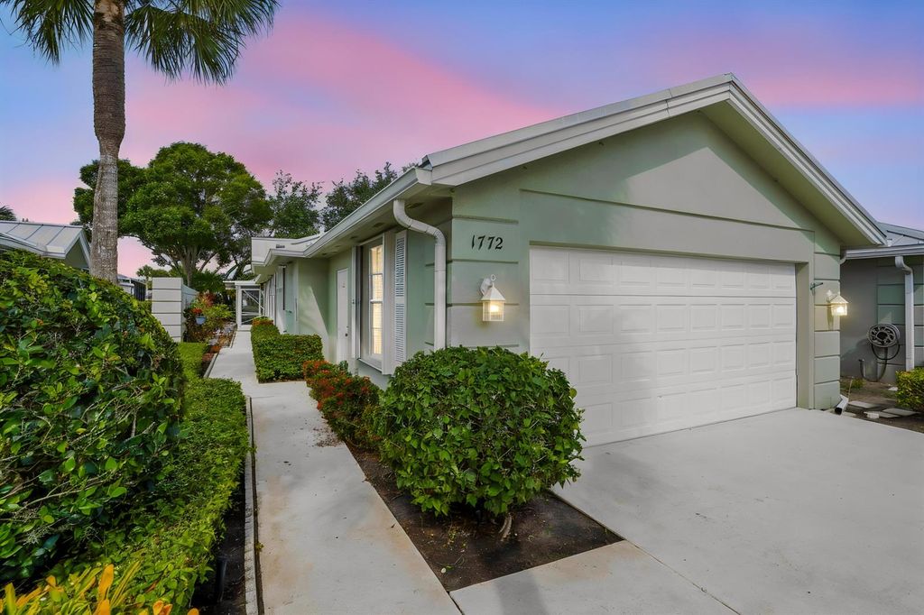 1772 SW Waterfall Boulevard, Palm City, FL 34990