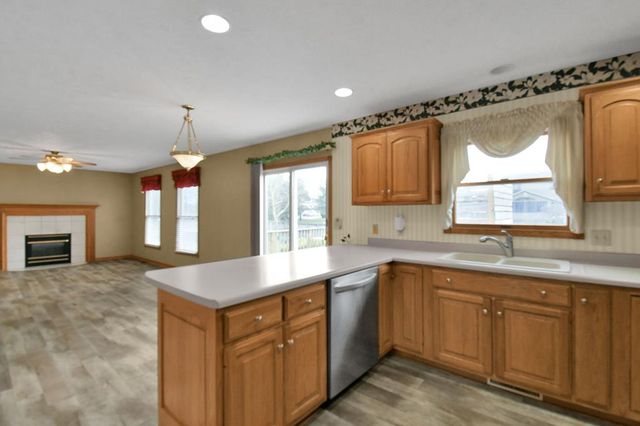 2433 Whitney Ave, Mansfield, OH 44906