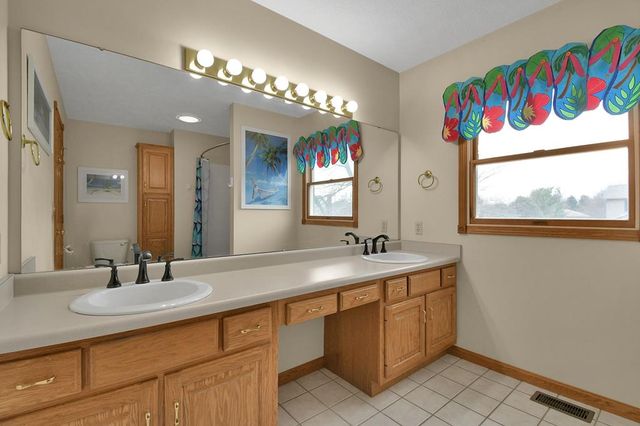 2433 Whitney Ave, Mansfield, OH 44906