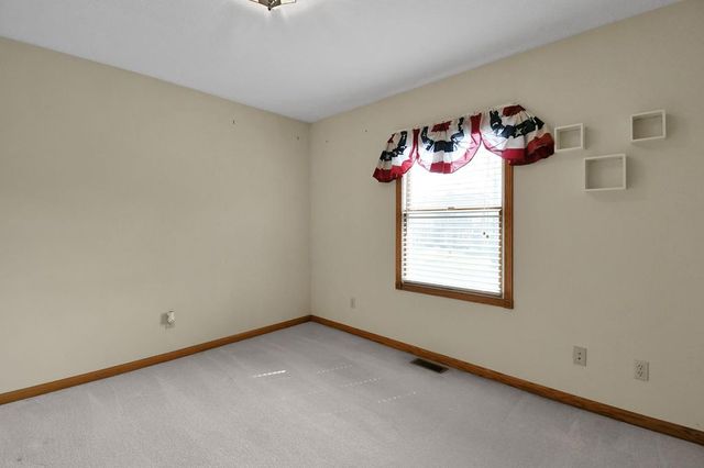 2433 Whitney Ave, Mansfield, OH 44906