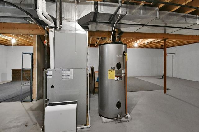 2433 Whitney Ave, Mansfield, OH 44906