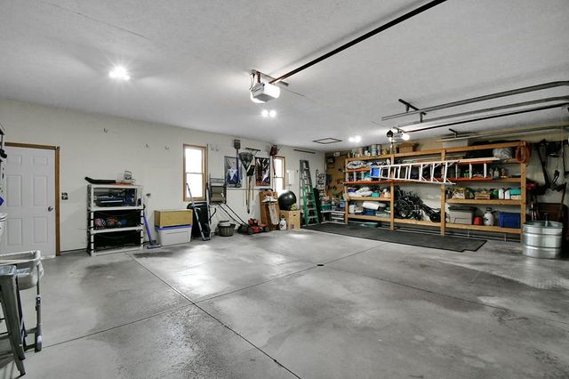 2433 Whitney Ave, Mansfield, OH 44906