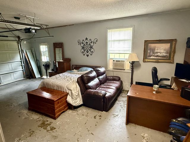 102 McKinney St, Estill Springs, TN 37330