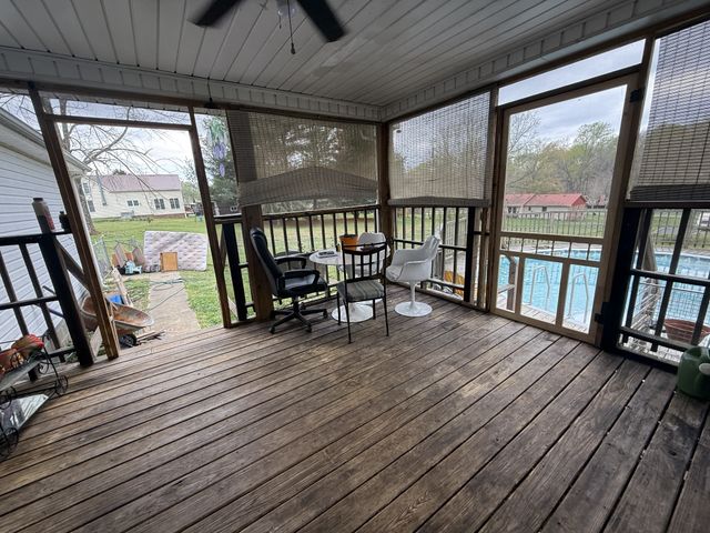 102 McKinney St, Estill Springs, TN 37330