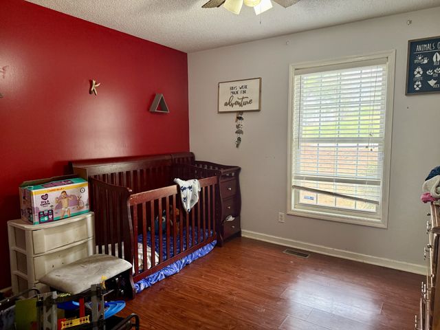 102 McKinney St, Estill Springs, TN 37330