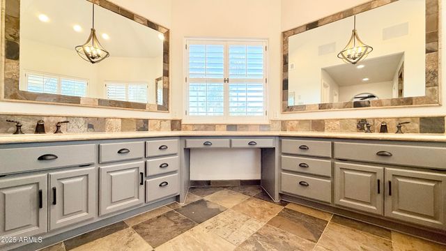 10188 E CORTEZ Drive, Scottsdale, AZ 85260