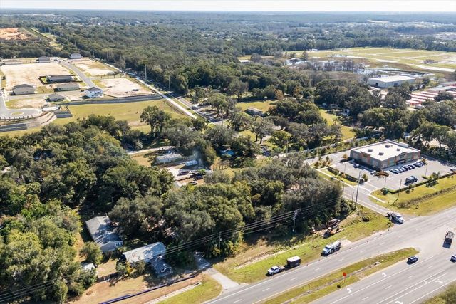 2009 ROBIE AVENUE, Mount Dora, FL 32757