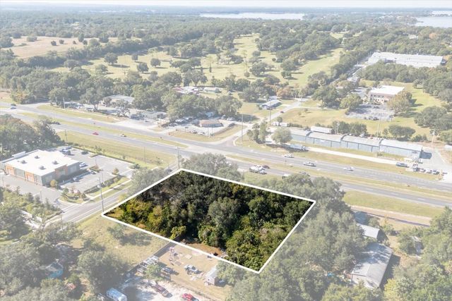 2009 ROBIE AVENUE, Mount Dora, FL 32757