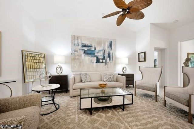 2515 Talon CT 404, Naples, FL 34105