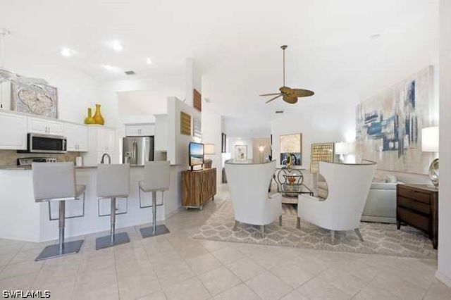 2515 Talon CT 404, Naples, FL 34105