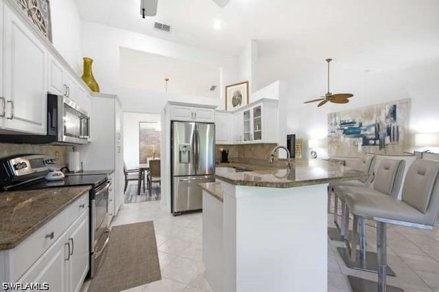 2515 Talon CT 404, Naples, FL 34105