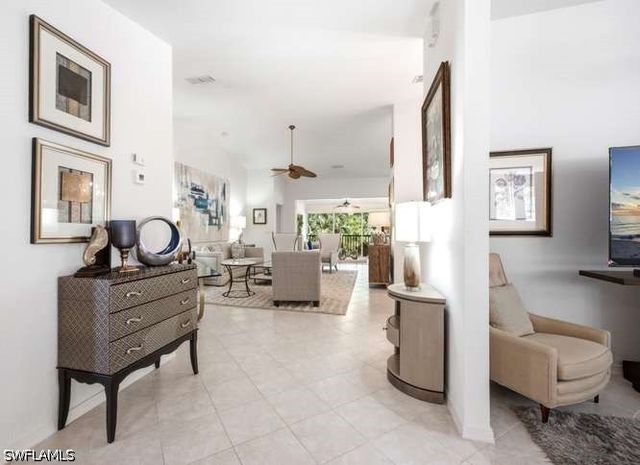 2515 Talon CT 404, Naples, FL 34105