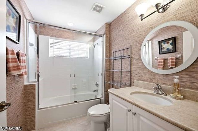 2515 Talon CT 404, Naples, FL 34105