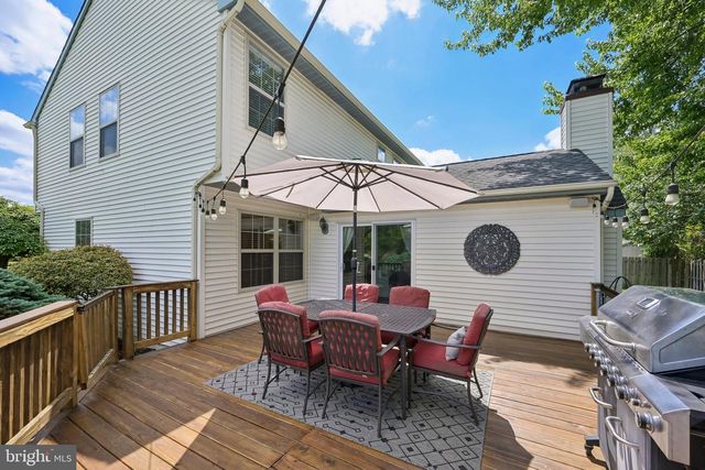 11 AMBERFIELD DR, Delran, NJ 08075