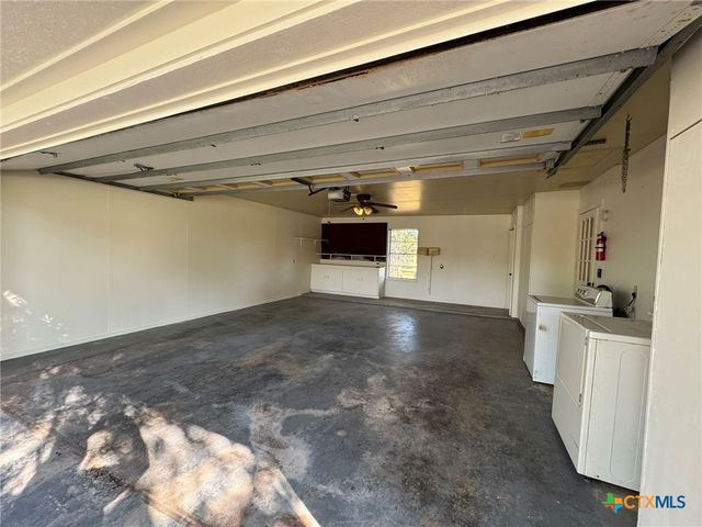 1464 Robin Lane, Seguin, TX 78155