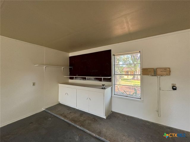 1464 Robin Lane, Seguin, TX 78155