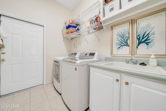 100 Legend Lakes Drive, Panama City, FL 32408