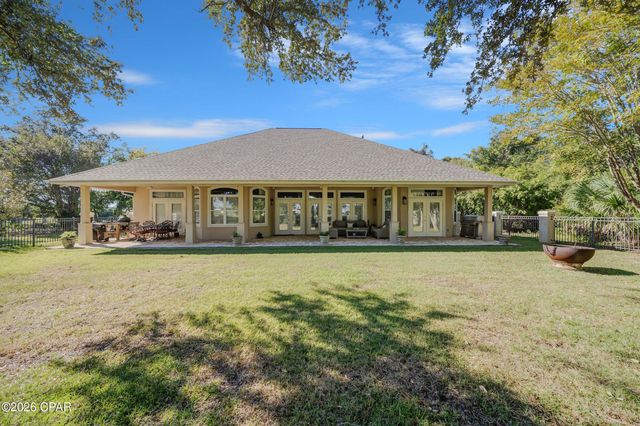 100 Legend Lakes Drive, Panama City, FL 32408