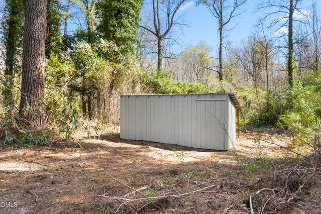 7761 Old 421 Road, Liberty, NC 27298