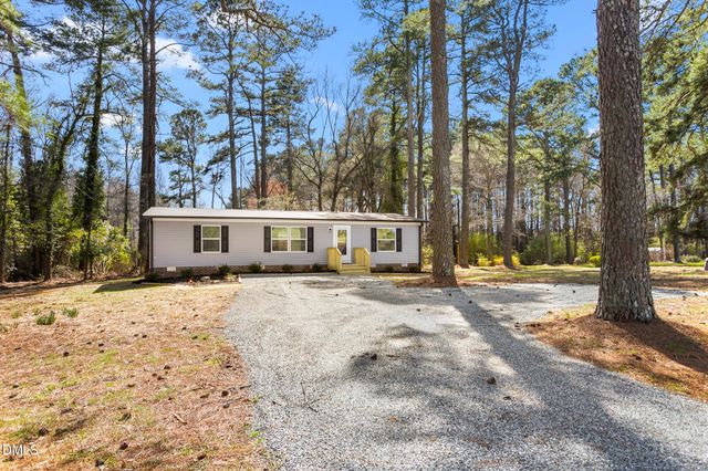 7761 Old 421 Road, Liberty, NC 27298
