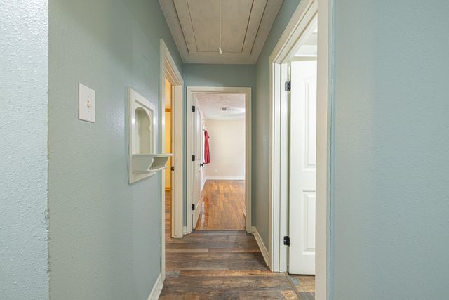 10061 Trailway Drive, Montgomery, TX 77316