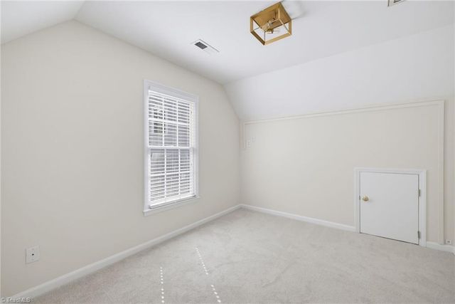 8 Cardwell Point, Greensboro, NC 27407