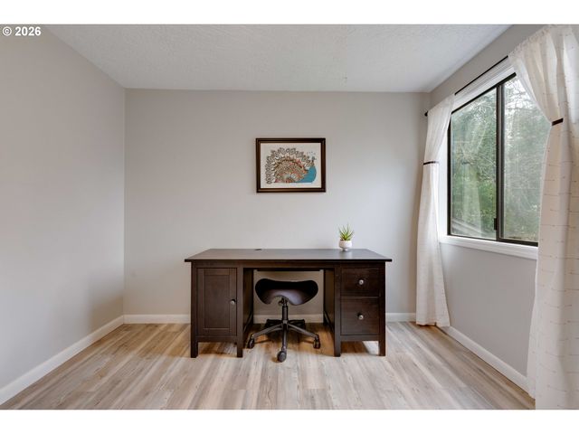 2215 Ne 155TH St, Vancouver, WA 98686