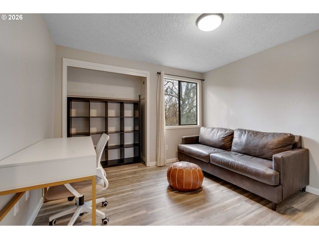 2215 Ne 155TH St, Vancouver, WA 98686