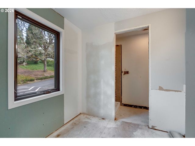 2215 Ne 155TH St, Vancouver, WA 98686