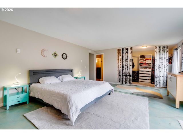 2215 Ne 155TH St, Vancouver, WA 98686