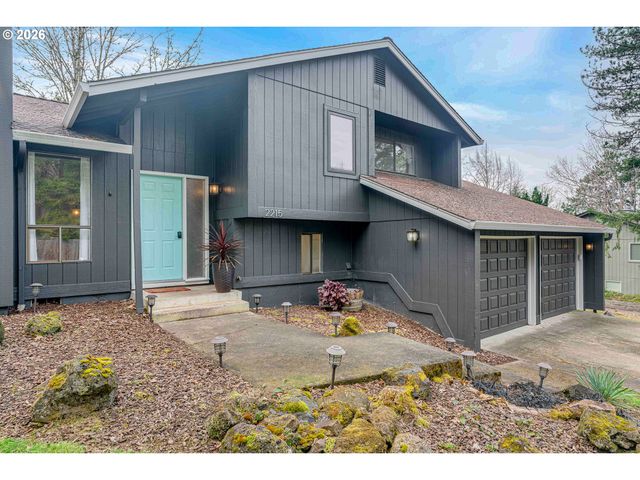 2215 Ne 155TH St, Vancouver, WA 98686