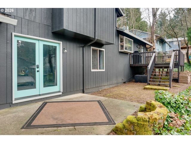 2215 Ne 155TH St, Vancouver, WA 98686