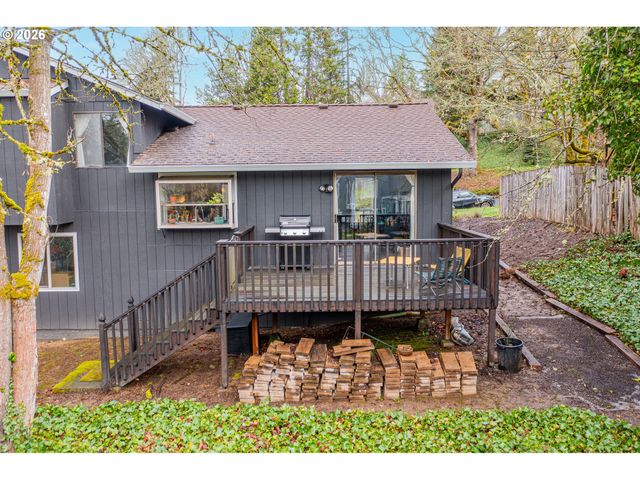 2215 Ne 155TH St, Vancouver, WA 98686