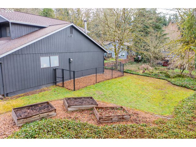 2215 Ne 155TH St, Vancouver, WA 98686