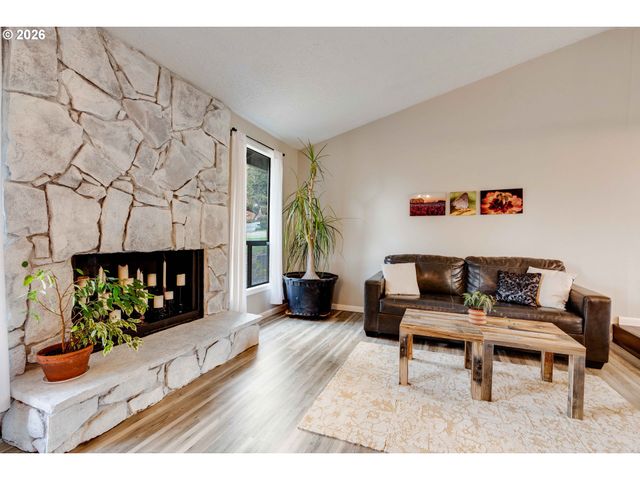 2215 Ne 155TH St, Vancouver, WA 98686