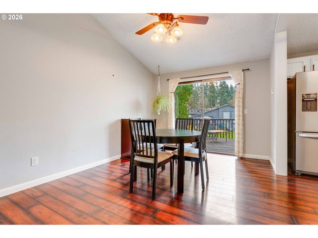 2215 Ne 155TH St, Vancouver, WA 98686