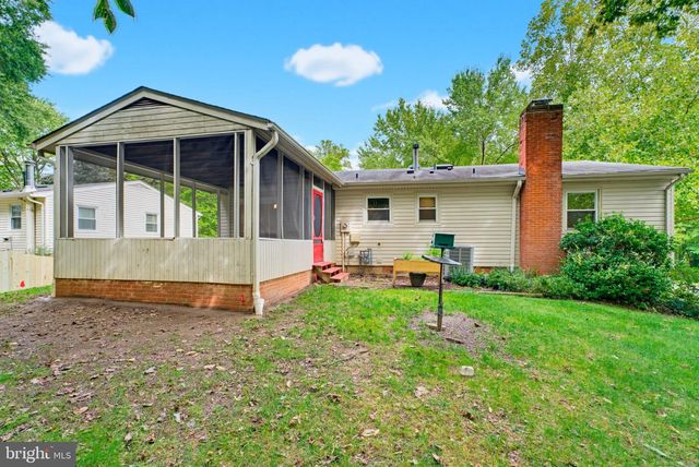 7235 HADLOW DR, Springfield, VA 22152