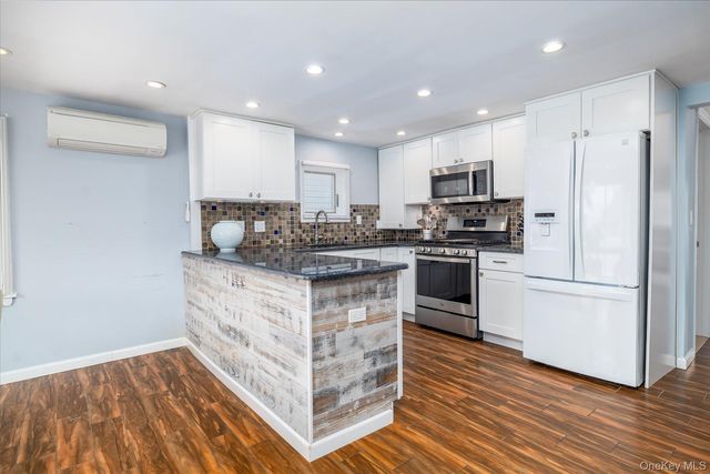 35 Nebraska Street, Long Beach, NY 11561