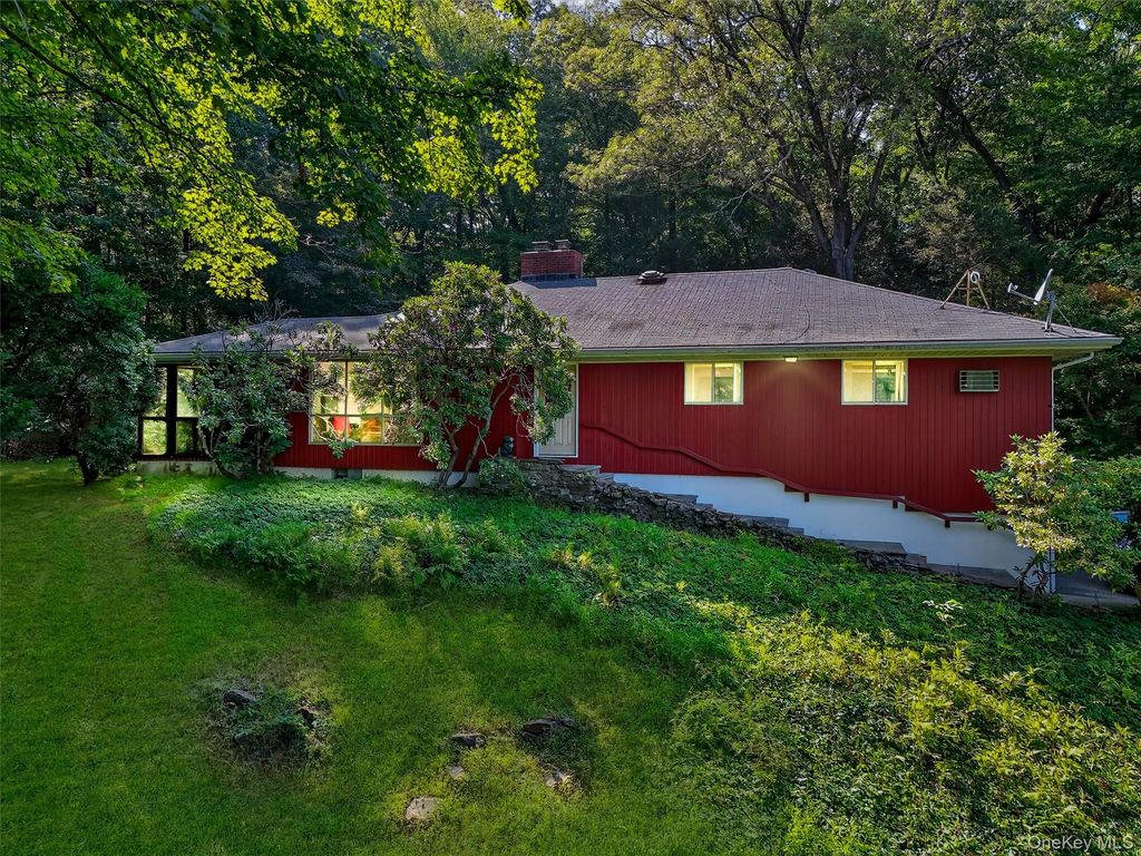 1590 Croton Lake Road, Yorktown Heights, NY 10598