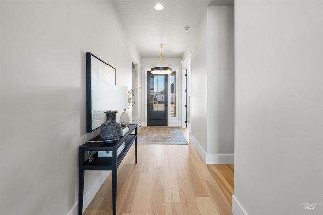 6865 S Utmost Way, Meridian, ID 83642