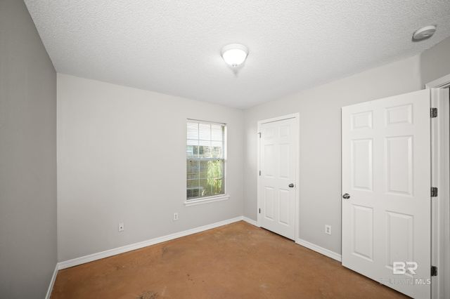 4004 Kendallbrook Loop, Foley, AL 36535