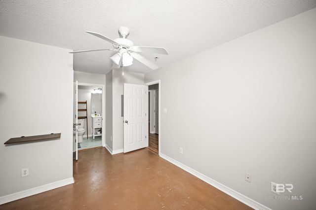 4004 Kendallbrook Loop, Foley, AL 36535