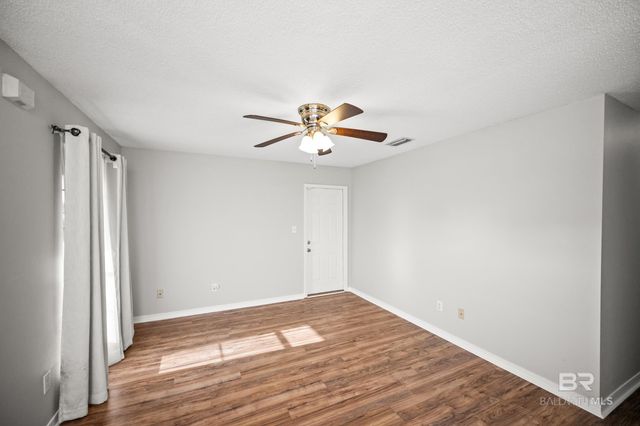 4004 Kendallbrook Loop, Foley, AL 36535