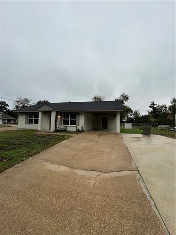 916 South Gordon Street, Bryan, TX 77802