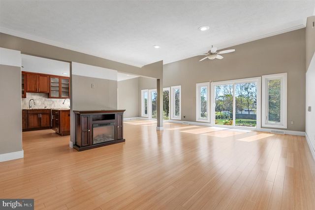 4239 GLENVILLE RD, Glen Rock, PA 17327