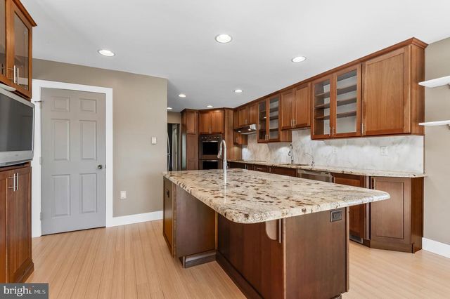 4239 GLENVILLE RD, Glen Rock, PA 17327