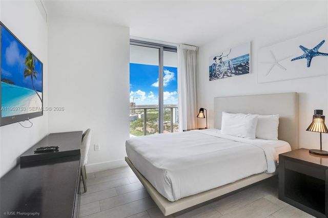 4010 S Ocean Drive R2204, Hollywood, FL 33019