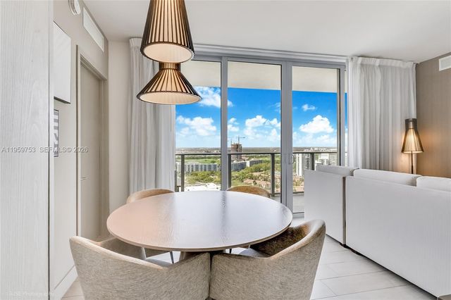 4010 S Ocean Drive R2204, Hollywood, FL 33019