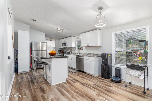 85246 JOHNSON Lane, Yulee, FL 32097